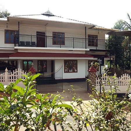 Loveshore Homestay Munnar Anachal Eksteriør billede